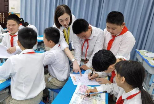 课后服务政策调整引热议 家校如何合力破局？